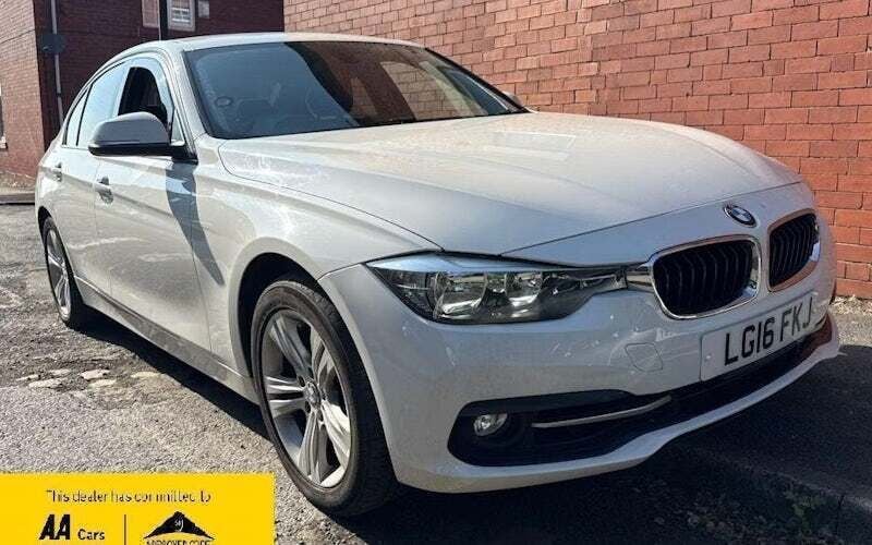 Used 2018 BMW 318 Sport Line Sedan | £9,280 (Good price) - Image 1/4