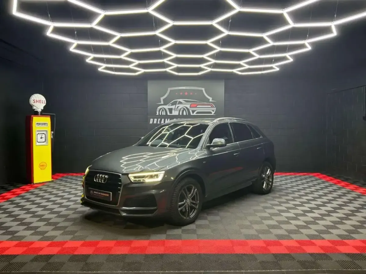 Begagnad Audi Q3 S-Line 150 HK (110 kW) 2017 Grå SUV