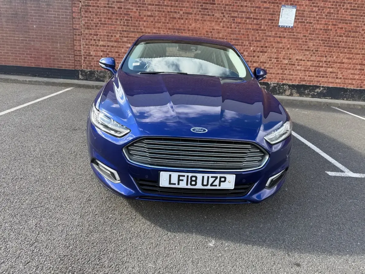 Gebraucht Ford Mondeo Zetec 120 PS (88 kW) 2018 Blau Kleinwagen