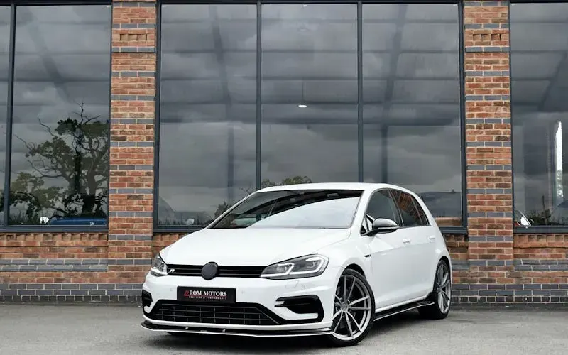 Used VW Golf VII R 300 HP (220 kW) 2019 Hatchback