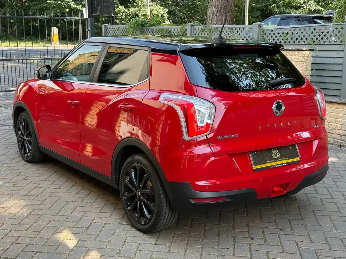 Used SsangYong Tivoli 128 HP (94 kW) 2017 Red SUV