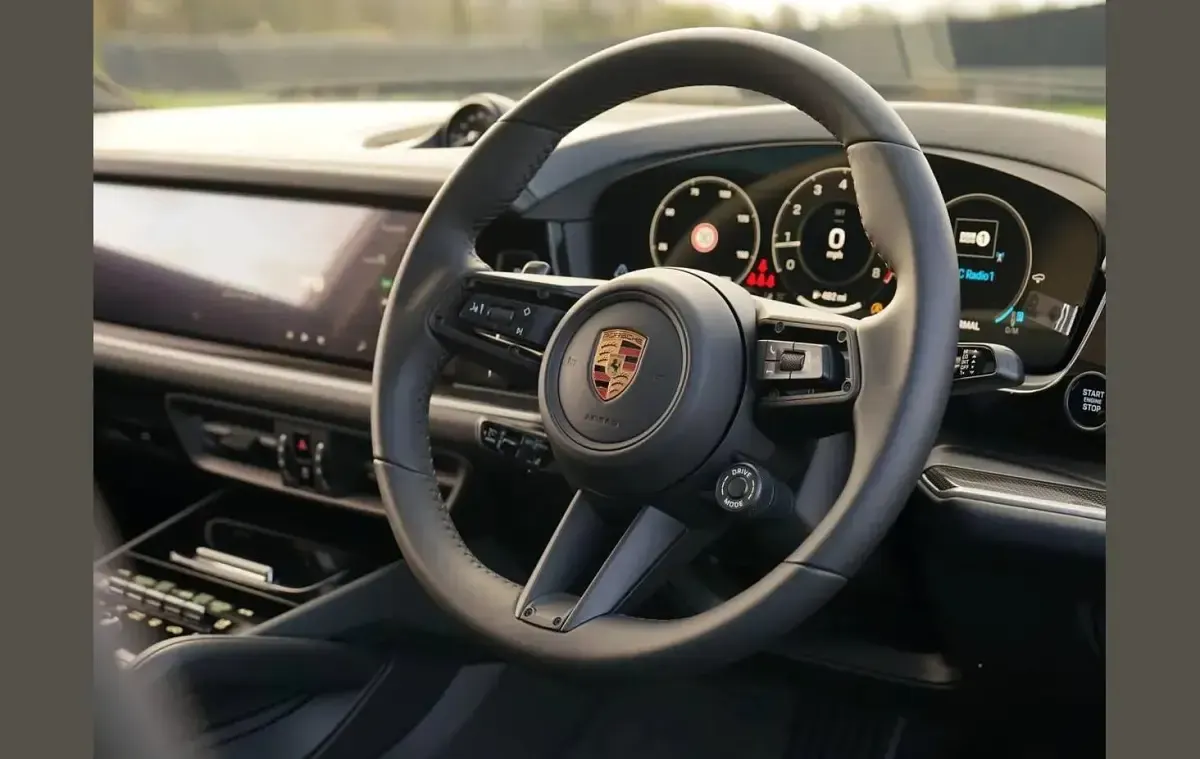 Used Porsche Cayenne Black Edition 348 HP (255 kW) 2026 Grey SUV