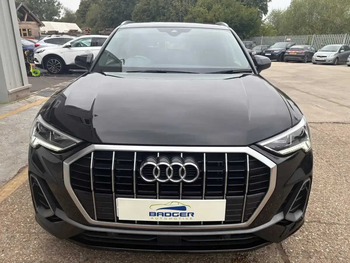 Used Audi Q3 S-Line 150 HP (110 kW) 2024 Black SUV