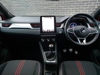 Used Renault Captur R.S. 140 HP (102 kW) 2022 Red SUV