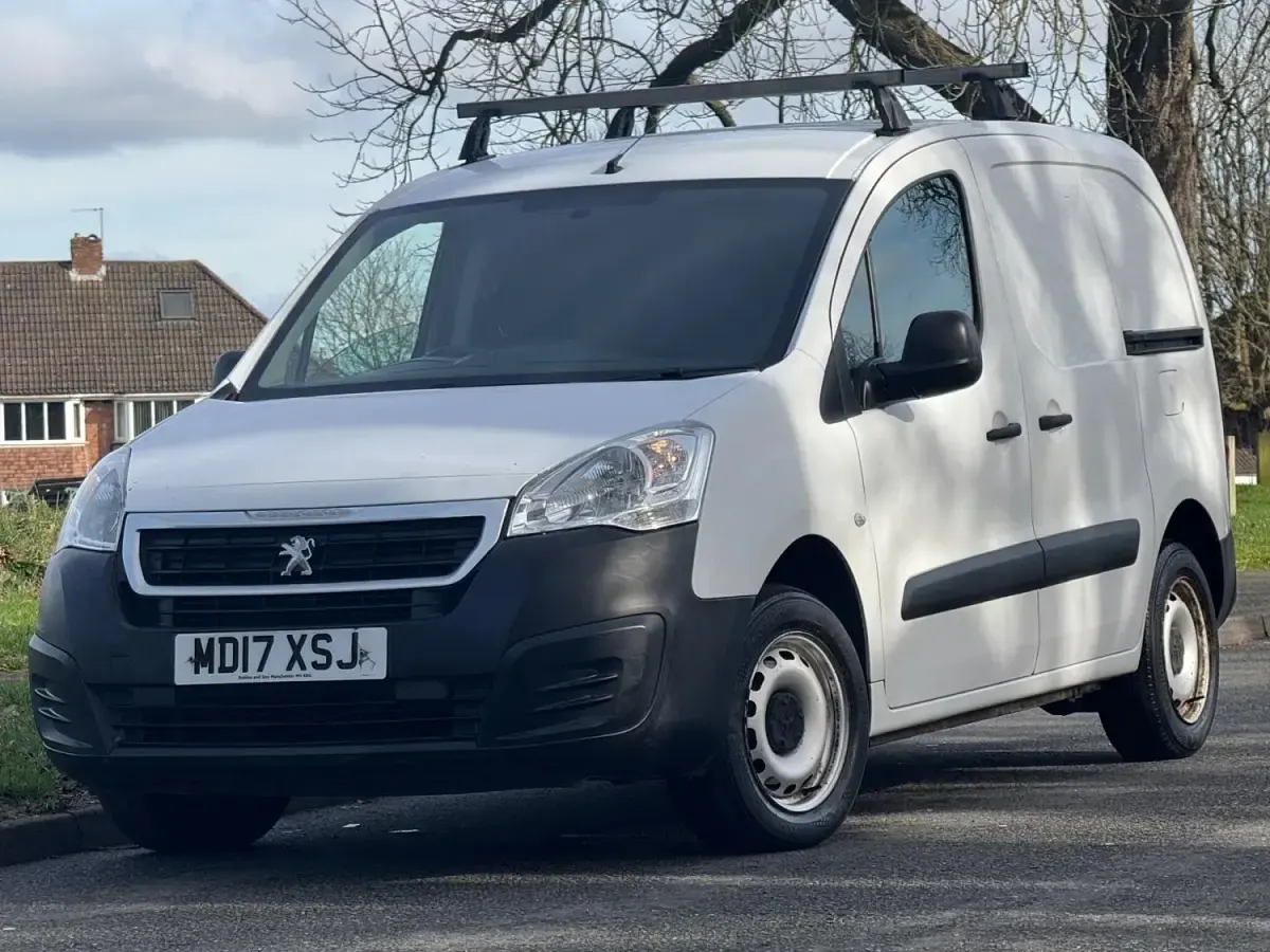 Second-hand Peugeot Partner 2017 Alb