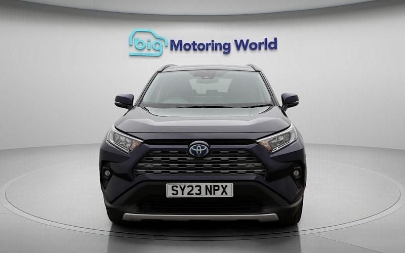 Used Toyota RAV4 Design 218 HP (160 kW) 2025 SUV