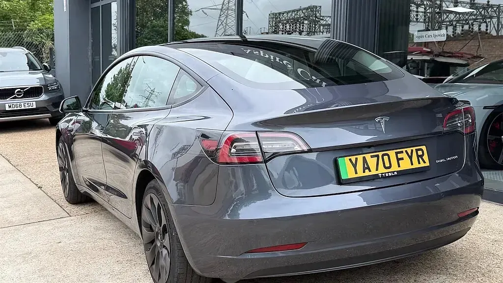 Used Tesla Model 3 Long Range AWD 77 kW (106 HP) 2020 Grey Sedan
