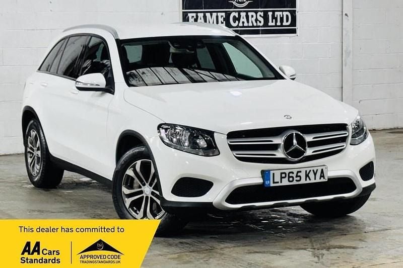 Used Mercedes GLC220 SE 2015 White SUV