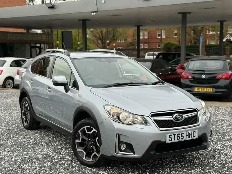 Used Subaru XV 150 HP (110 kW) 2016 Silver SUV