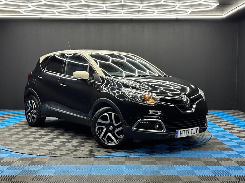 Used Renault Captur Dynamique 2017 Black/cream SUV