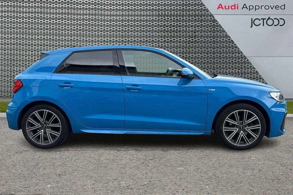 Used Audi A1 S-Line 109 HP (80 kW) 2022 Blue Hatchback