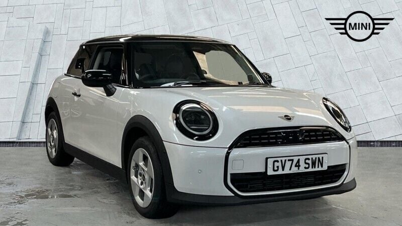 Nanuq white Used 2024 Mini Cooper Classic Hatchback | £25,750 (Expensive) - Image 1/4
