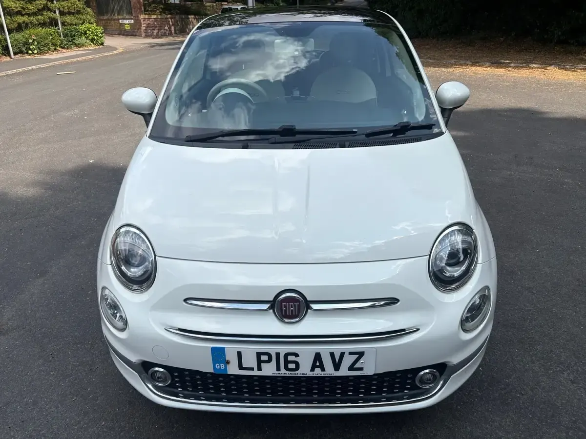 Used Fiat 500 Lounge 69 HP (50 kW) 2016 White Hatchback