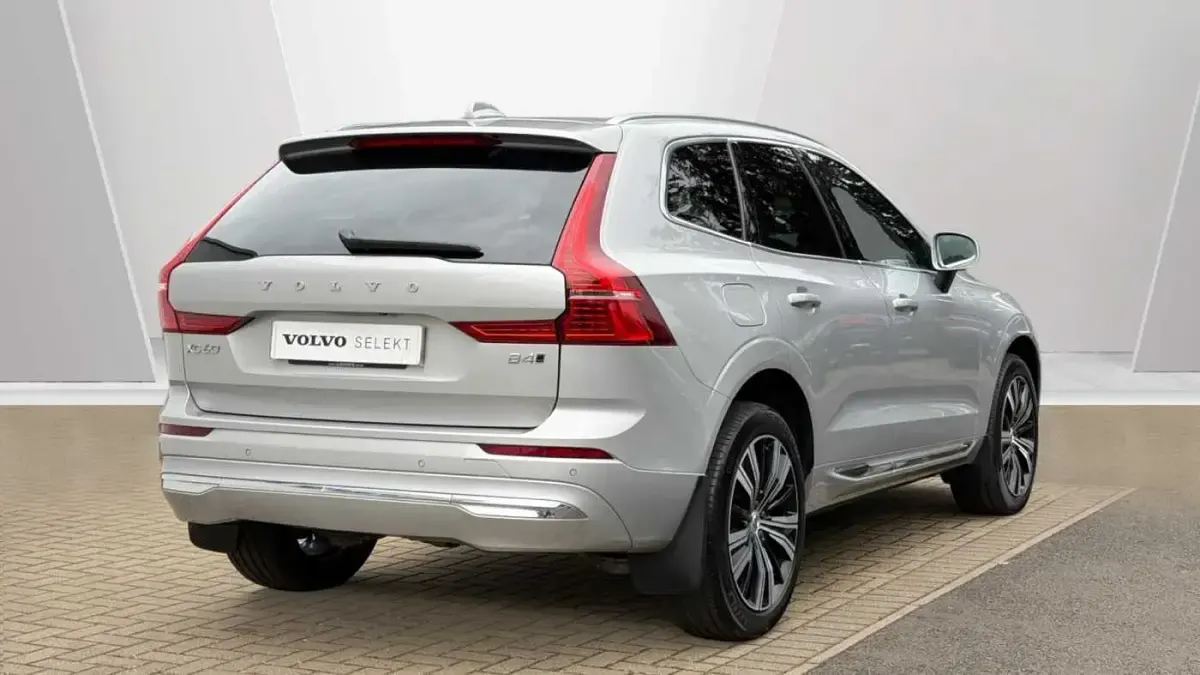 Used Volvo XC60 Inscription 194 HP (142 kW) 2022 SUV