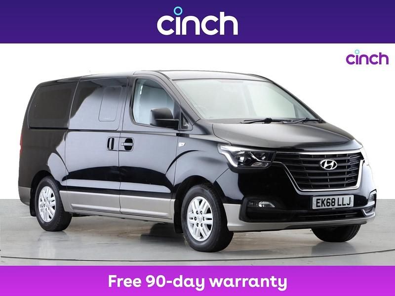 Black Used 2018 Hyundai I800 SE MPV | £15,349 (Fair price) - Image 1/3