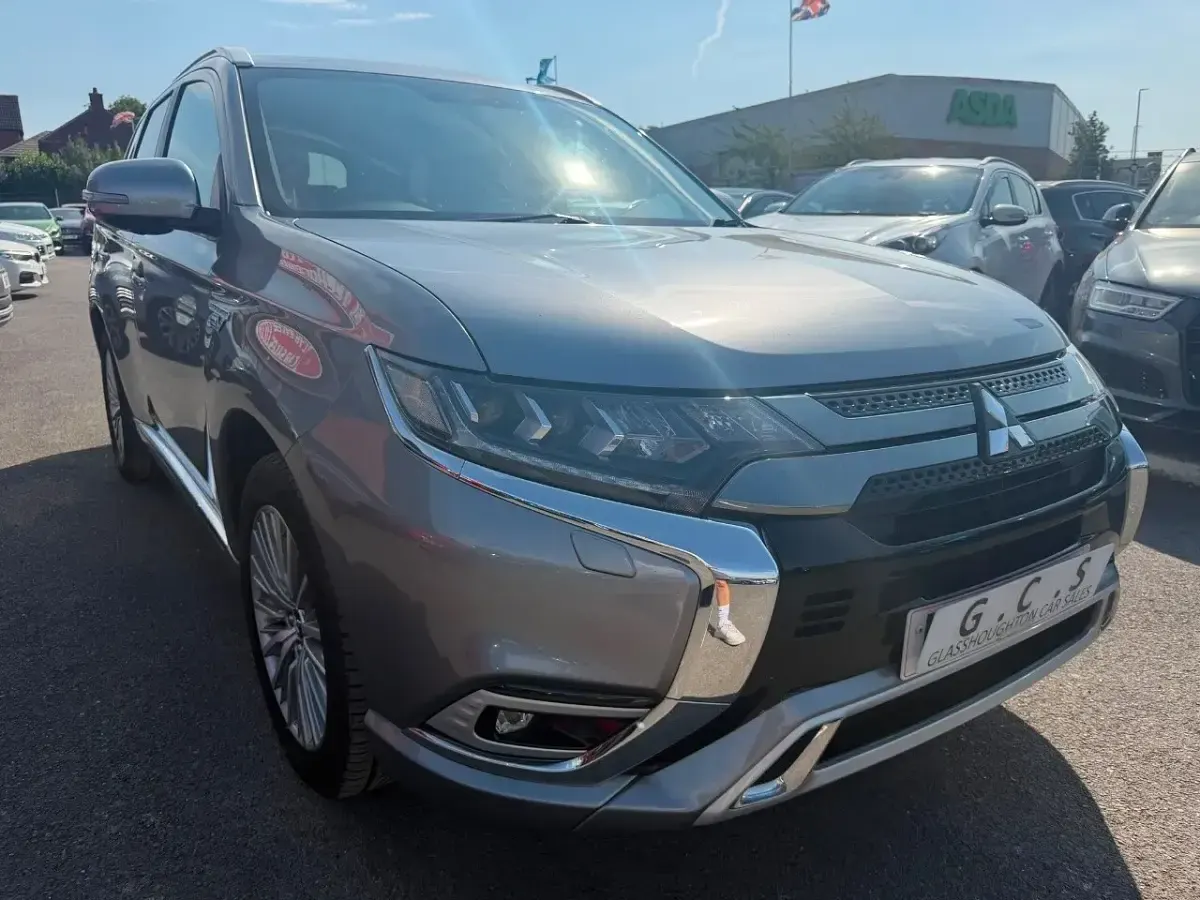 Used Mitsubishi Outlander P-HEV 2019 Grey Estate
