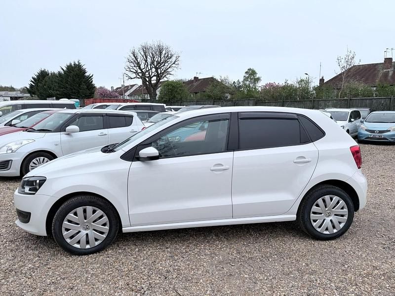 Begagnad VW Polo SE 2013 Vit Halvkombi