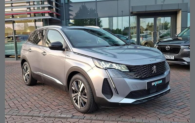 Used Peugeot 3008 Allure Premium 222 HP (163 kW) 2021 Grey SUV