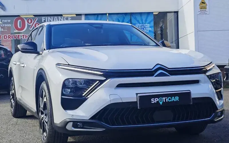 Usado Citroën C5 X PureTech 131 HP (96 kW) 2025 Branco Carrinha
