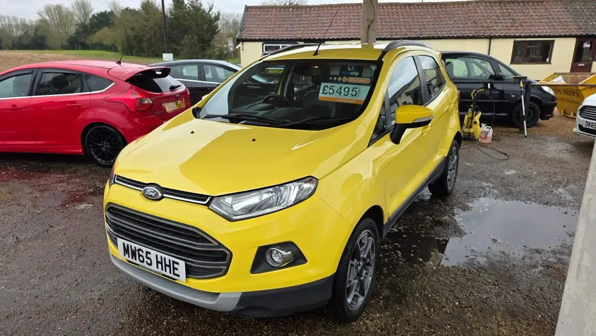 Used Ford Ecosport Titanium 95 HP (69 kW) 2015 Yellow SUV