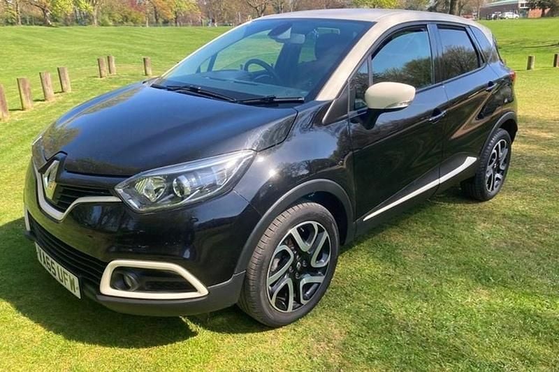 Black/cream Used 2016 Renault Captur Dynamique SUV | £3,795 (Good price) - Image 1/1