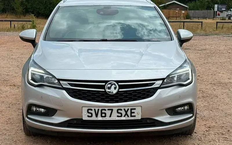 Used Vauxhall Astra SRi 150 HP (110 kW) 2019 Estate