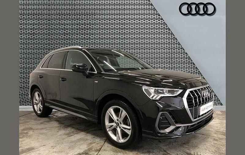 Used Audi Q3 S-Line 150 HP (110 kW) 2022 Black SUV