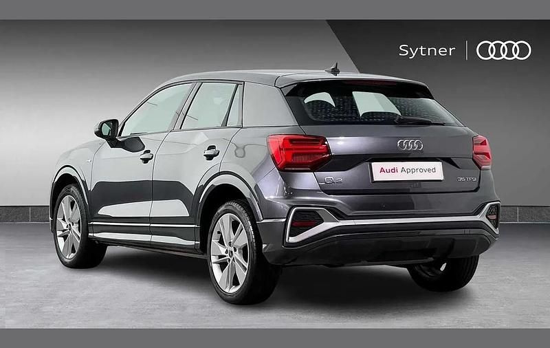 Usado Audi Q2 S-Line 147 CV (108 kW) 2022 Gris SUV