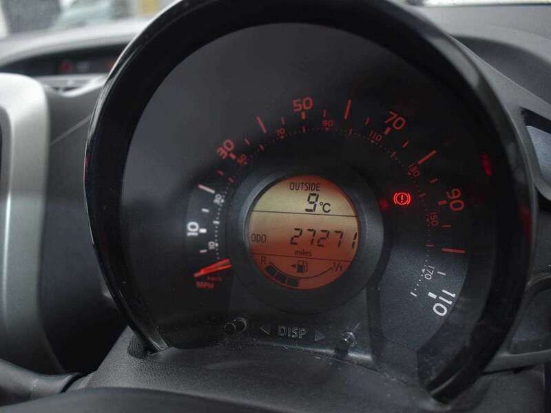 Image 4/4