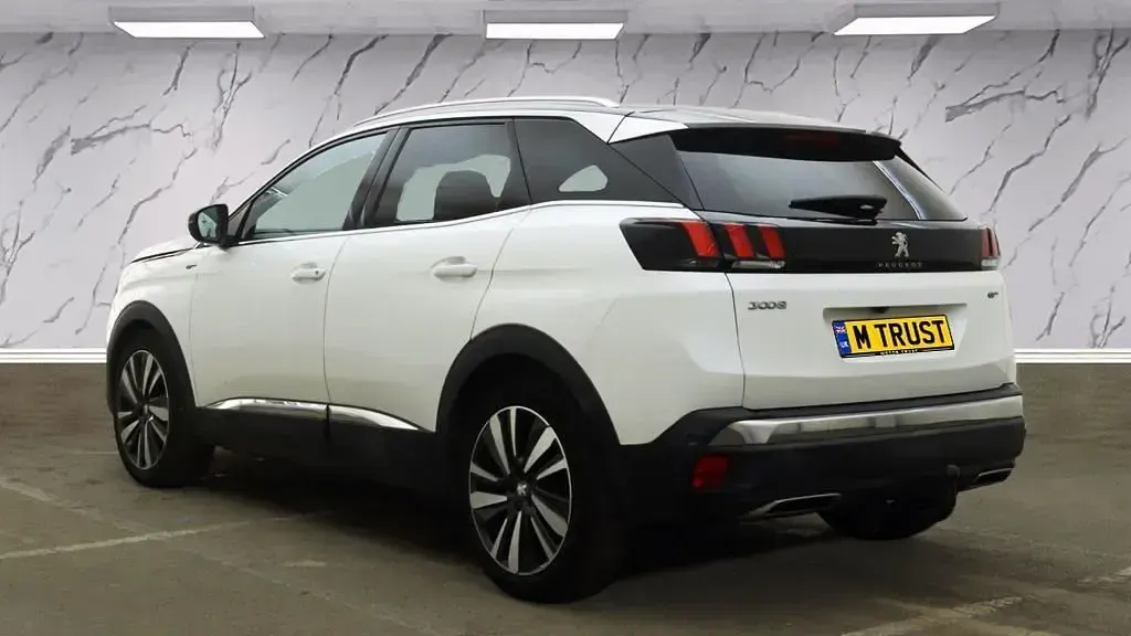 Gebraucht Peugeot 3008 GT 180 PS (132 kW) 2019 Weiß SUV