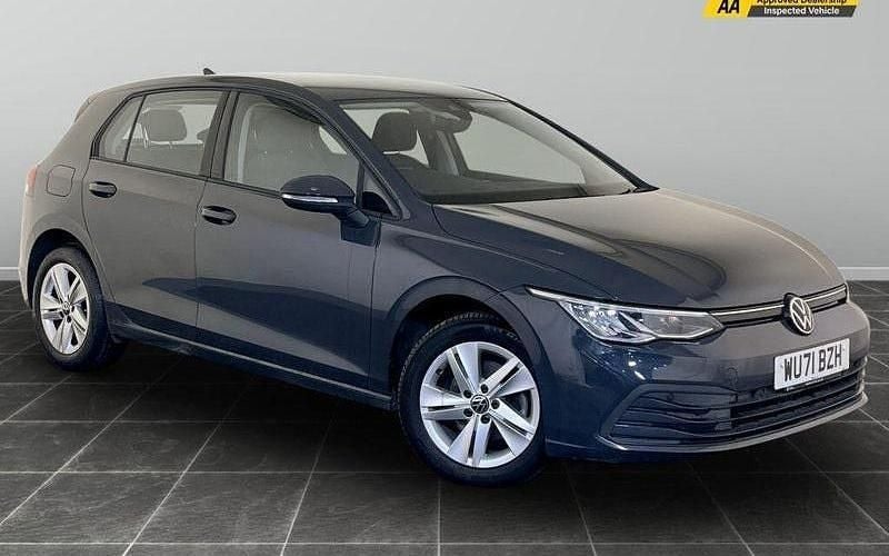 Used 2024 VW Golf VIII Life Hatchback | £14,795 (Super price) - Image 1/2