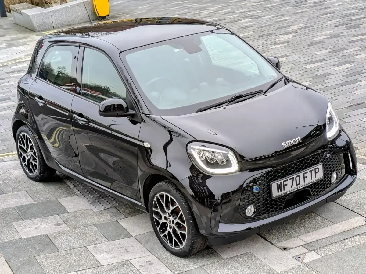 Used Smart ForFour Electric Drive Prime Exclusive 60 kW (82 HP) 2020 Black Hatchback