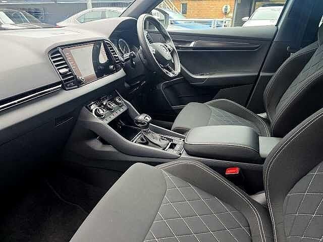 Used Skoda Karoq SportLine 150 HP (110 kW) 2022 Silver SUV