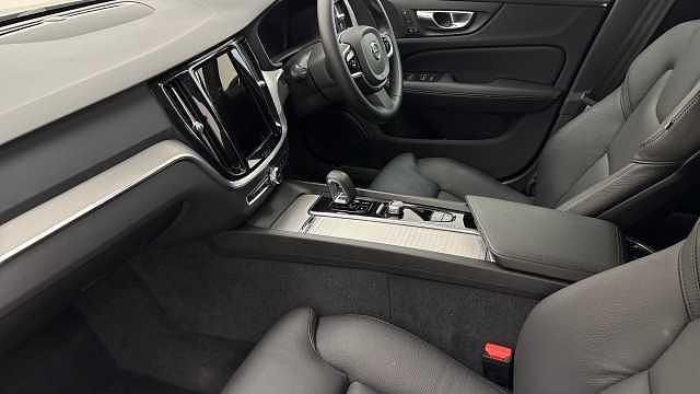 Used Volvo V60 Plus 194 HP (142 kW) 2026 Estate