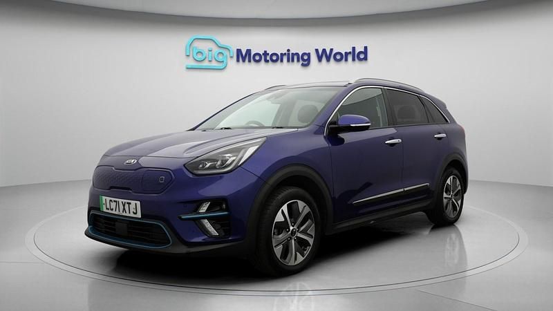 Used Kia e-Niro Plus 147 kW (201 HP) 2021 Blue SUV