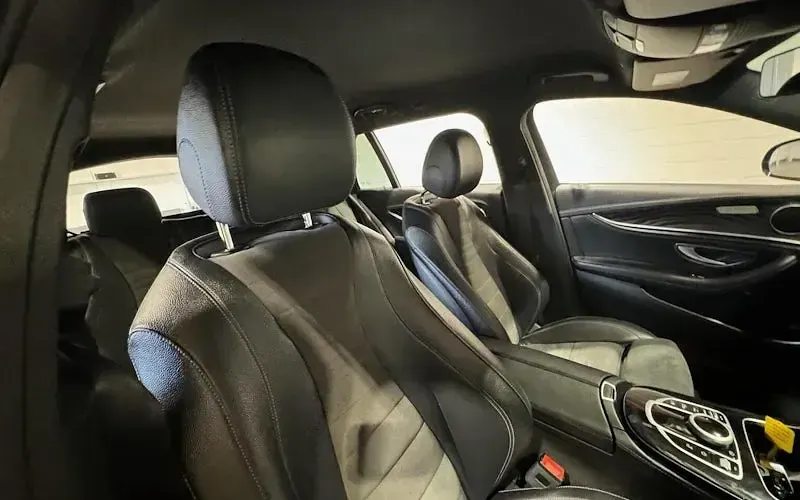 Used Mercedes E220 AMG line 194 HP (142 kW) 2019 Estate