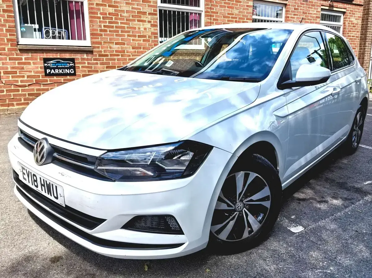Used VW Polo SE 95 HP (69 kW) 2018 White Hatchback