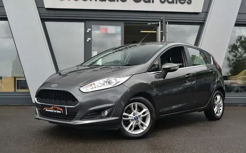 Used Ford Fiesta Zetec 75 HP (55 kW) 2017 Hatchback
