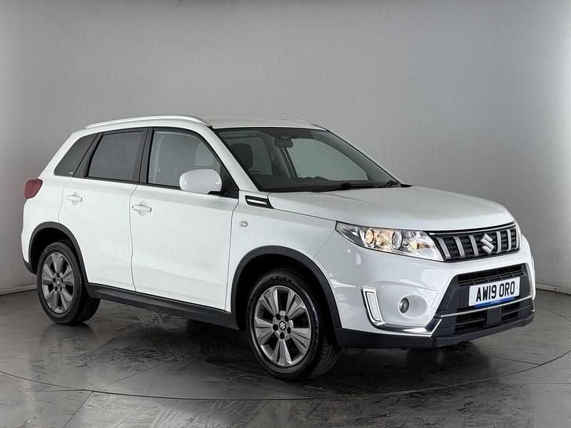 White Used 2019 Suzuki Vitara SZ-T SUV | £7,350 (Fair price) - Image 1/3
