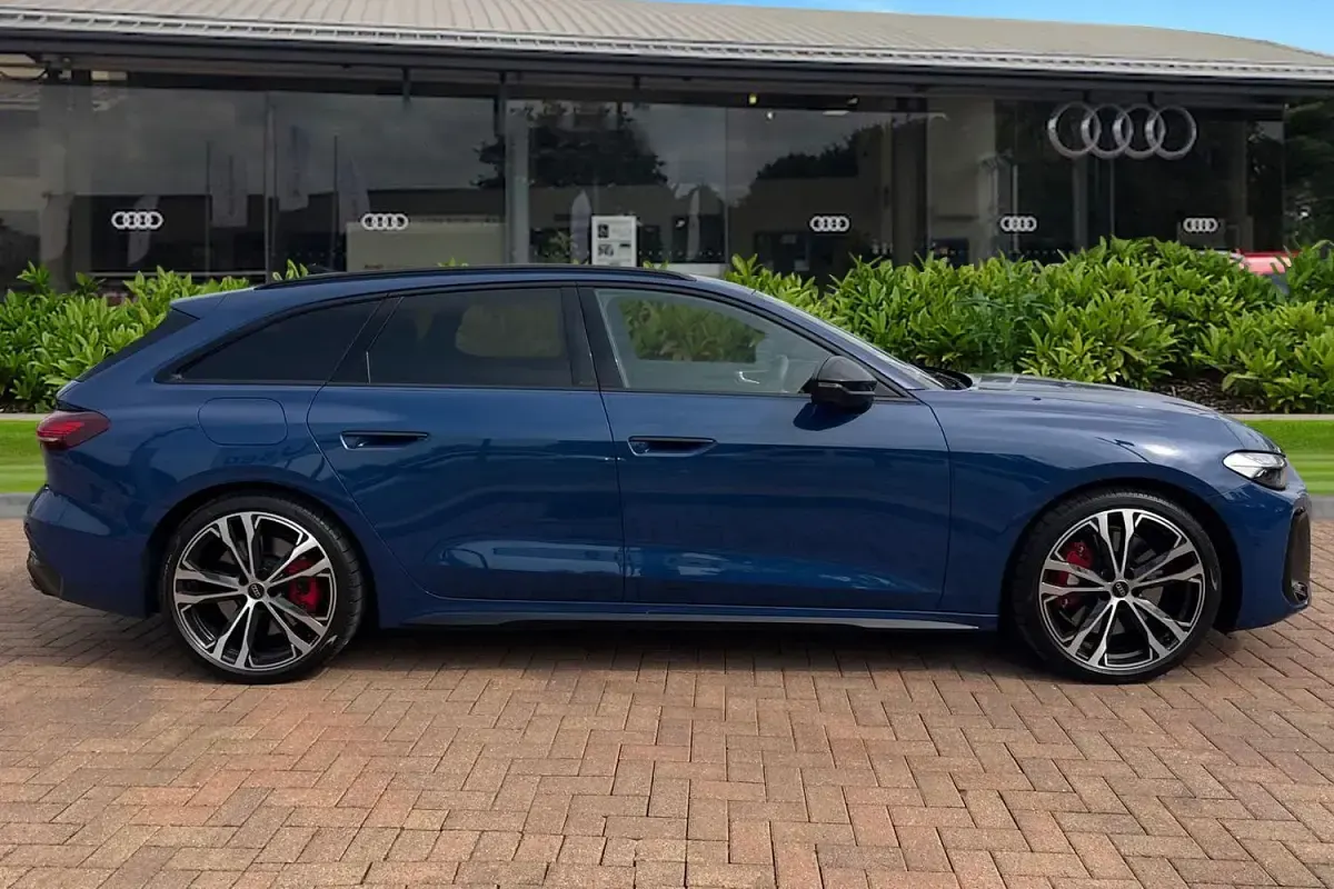 New Audi S5 Black Edition 367 HP (269 kW) 2026 Blue Estate