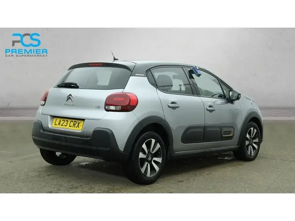 Used Citroën C3 PureTech 2023 Cumulus grey metallic Hatchback