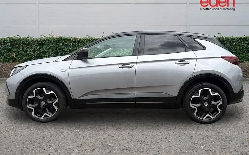 Used Vauxhall Grandland X Ultimate 136 HP (100 kW) 2024 Grey SUV