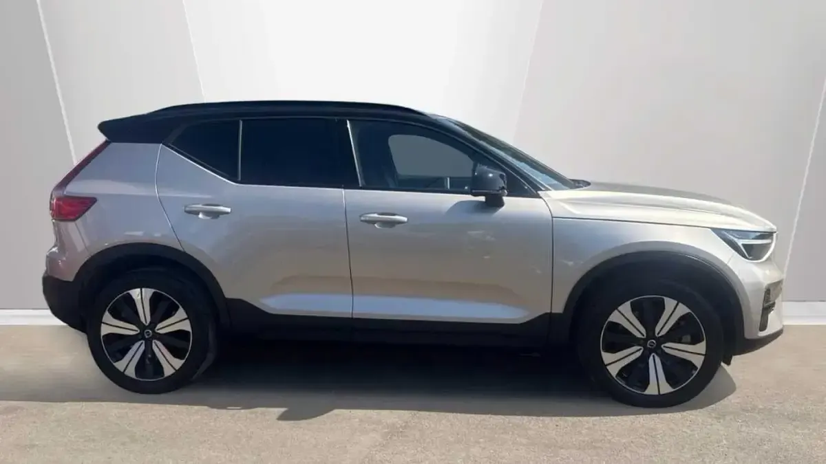 Used Volvo XC40 Core 300 kW (408 HP) 2023 Bright dusk SUV