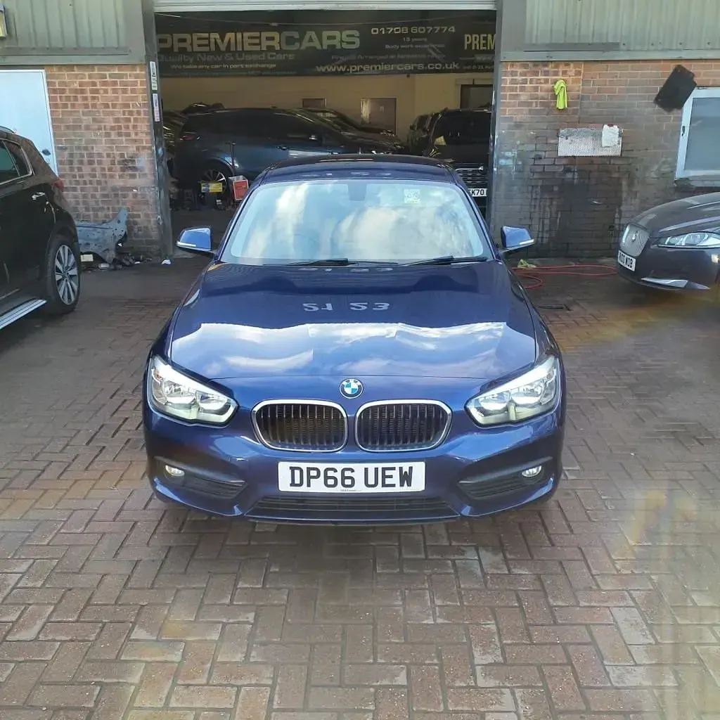Usado BMW 116 Efficient Dynamics 116 CV (85 kW) 2016 Azul Utilitario