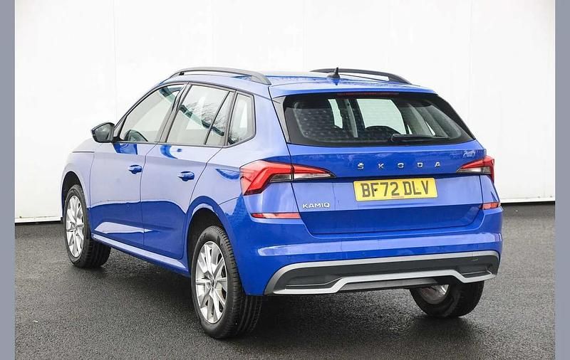 Used Skoda Kamiq SE 108 HP (79 kW) 2022 Blue SUV