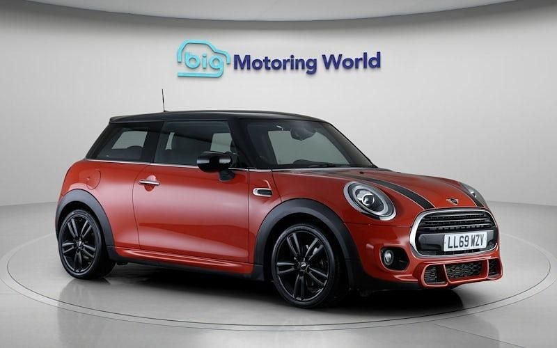 Used 2021 Mini Cooper Hatch Hatchback | £14,000 (Good price) - Image 1/4