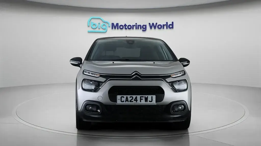 Begagnad Citroën C3 PureTech 83 HK (61 kW) 2024 Grå Halvkombi