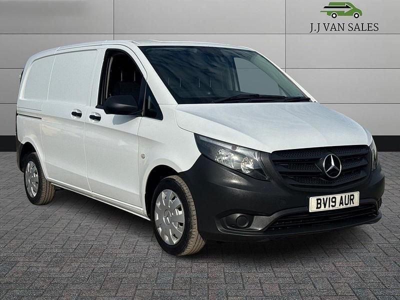 White Used 2019 Mercedes Vito MPV | £8,495 (Good price) - Image 1/4