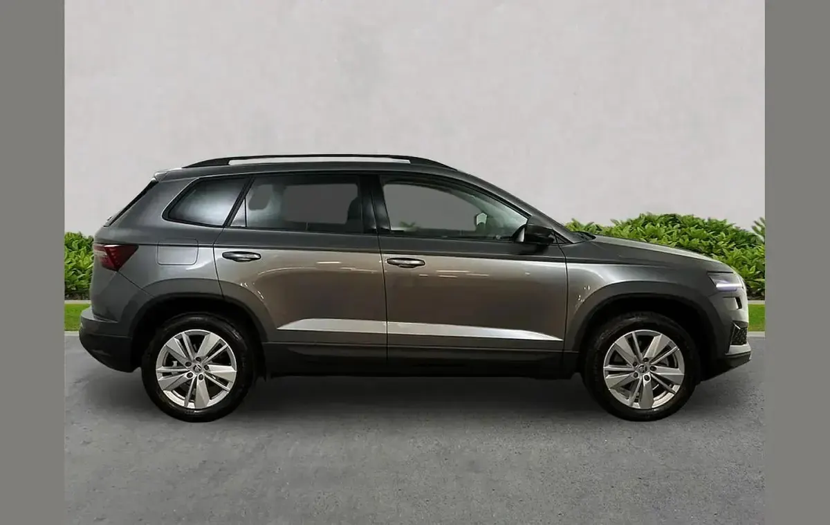 Used Skoda Karoq SE Drive 150 HP (110 kW) 2024 Grey SUV