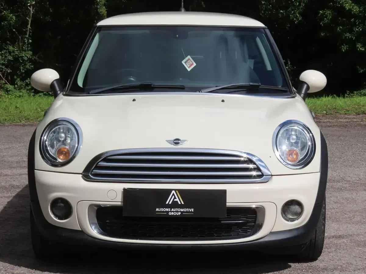Used Mini One D Hatch 2013 White Hatchback